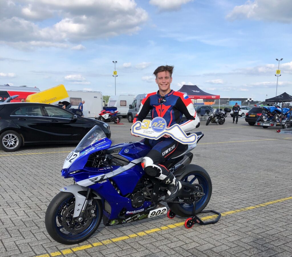 Bob Post Yamaha R1 TT circuit Assen